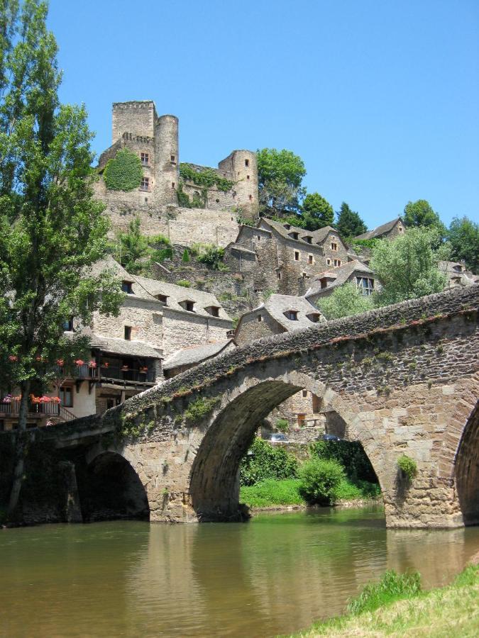 Chambre d'Hôtes au Château de Belcastel Belcastel (Aveyron) Exterior foto