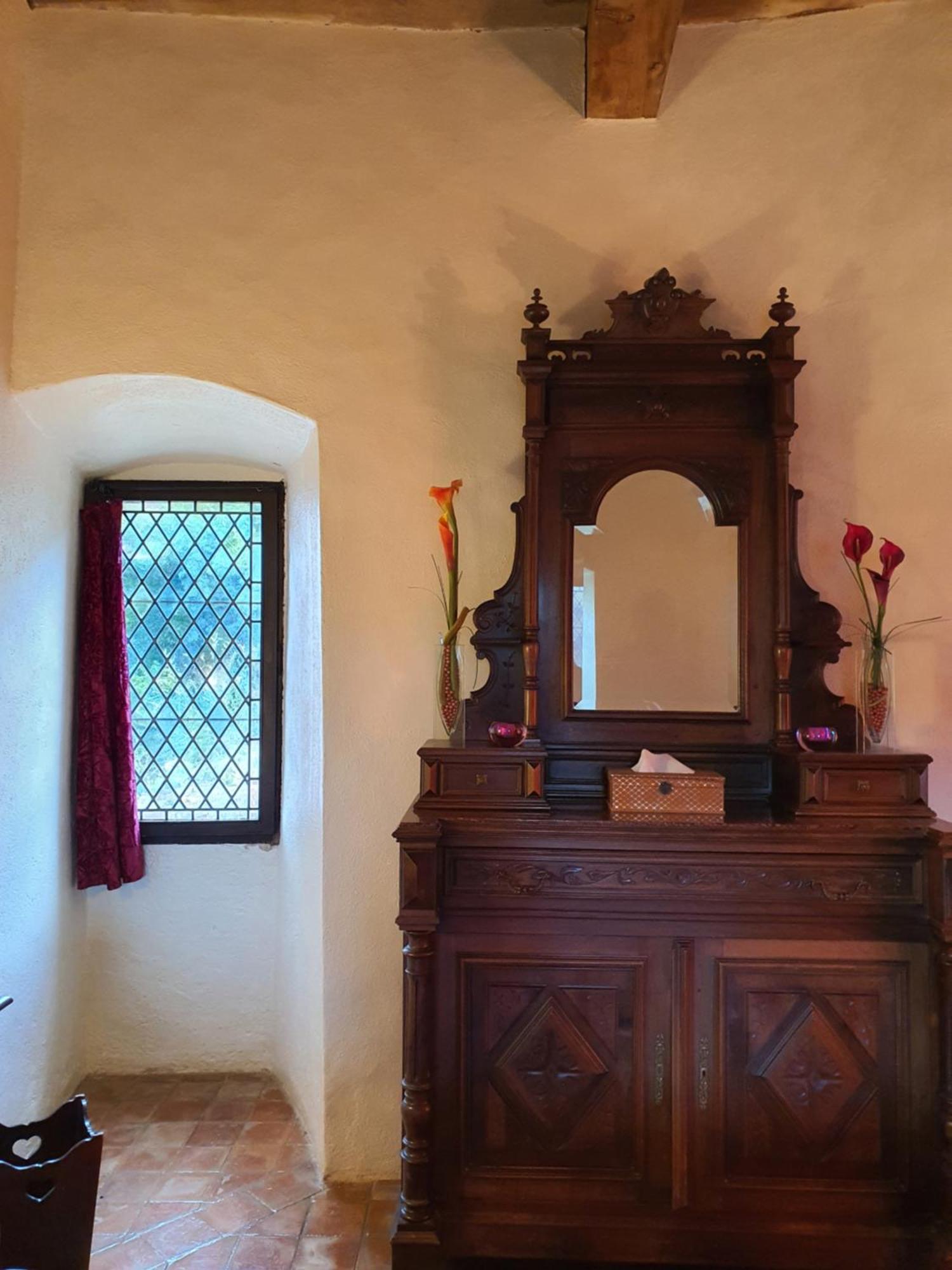 Chambre d'Hôtes au Château de Belcastel Belcastel (Aveyron) Exterior foto