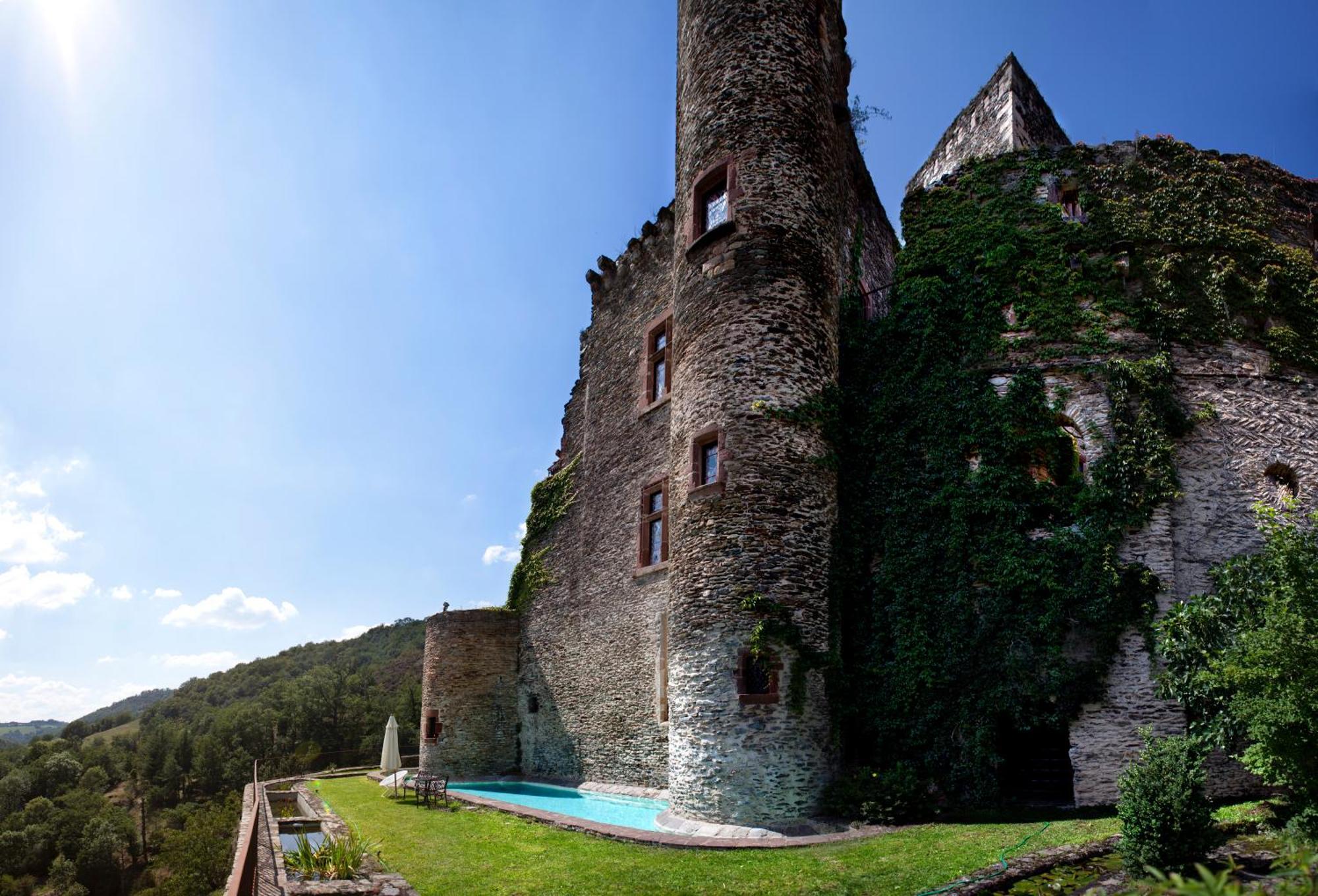 Chambre d'Hôtes au Château de Belcastel Belcastel (Aveyron) Exterior foto
